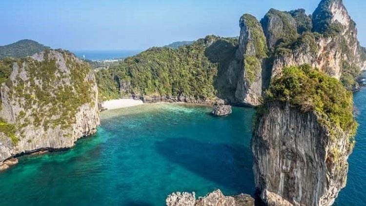 Phi Phi Islands and Maya Bay Tour by Speedboat from Krabi Ultimate Island Adventure