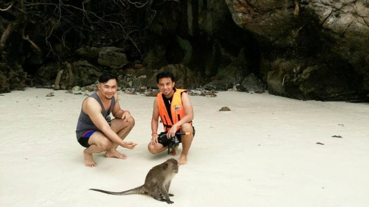 Phi Phi Islands and Maya Bay Tour by Speedboat from Krabi Ultimate Island Adventure